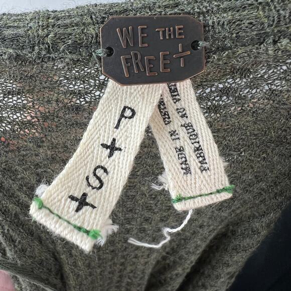 We The Free People Laguna Green Top Waffle Deep Neck Raglan Sleeve Size Small S - Picture 9 of 11